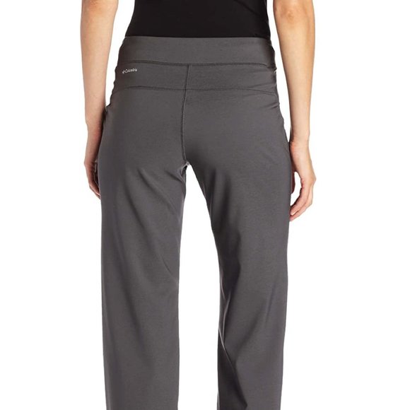 Columbia Women's Back Beauty Straight Leg Pant - Picture 1 of 6